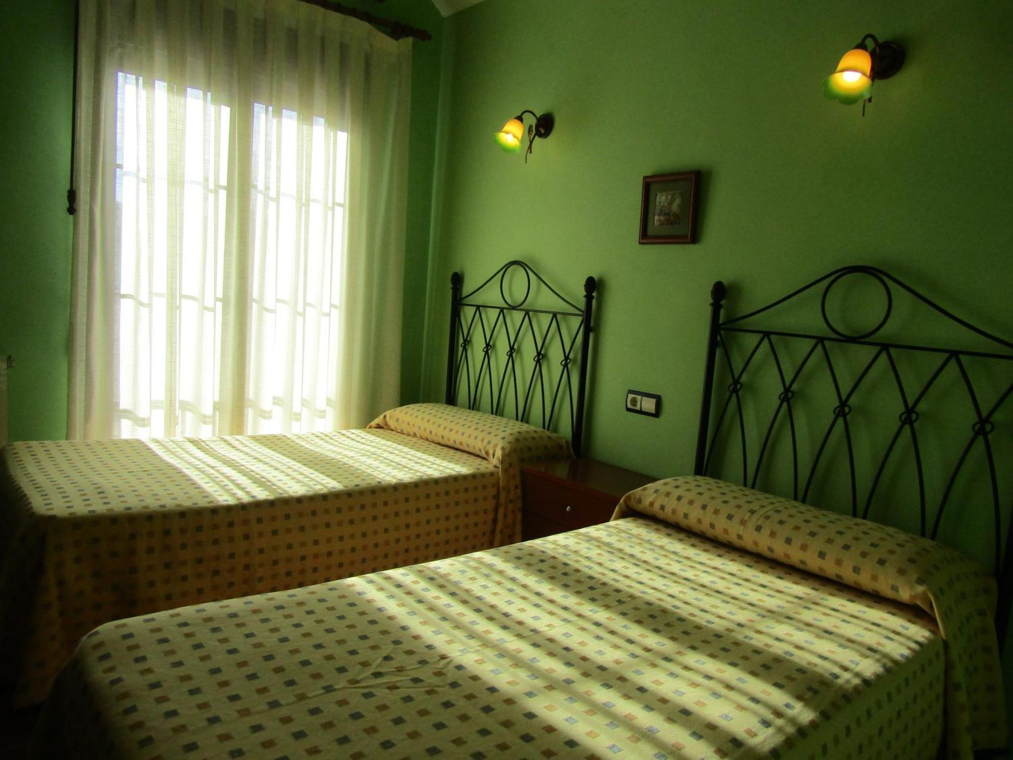 Hostal Paquita Allepuz Εξωτερικό φωτογραφία