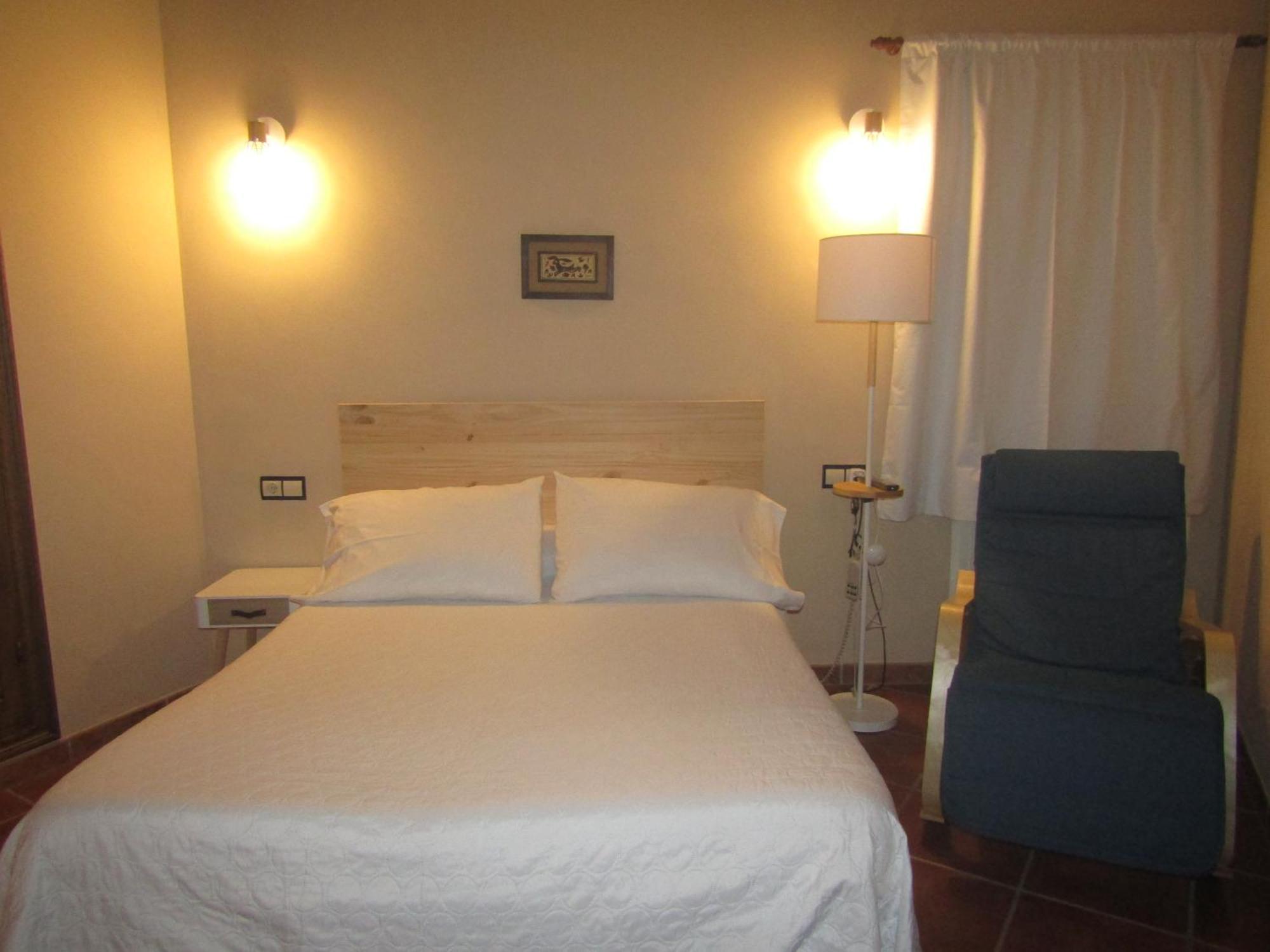 Hostal Paquita Allepuz Εξωτερικό φωτογραφία